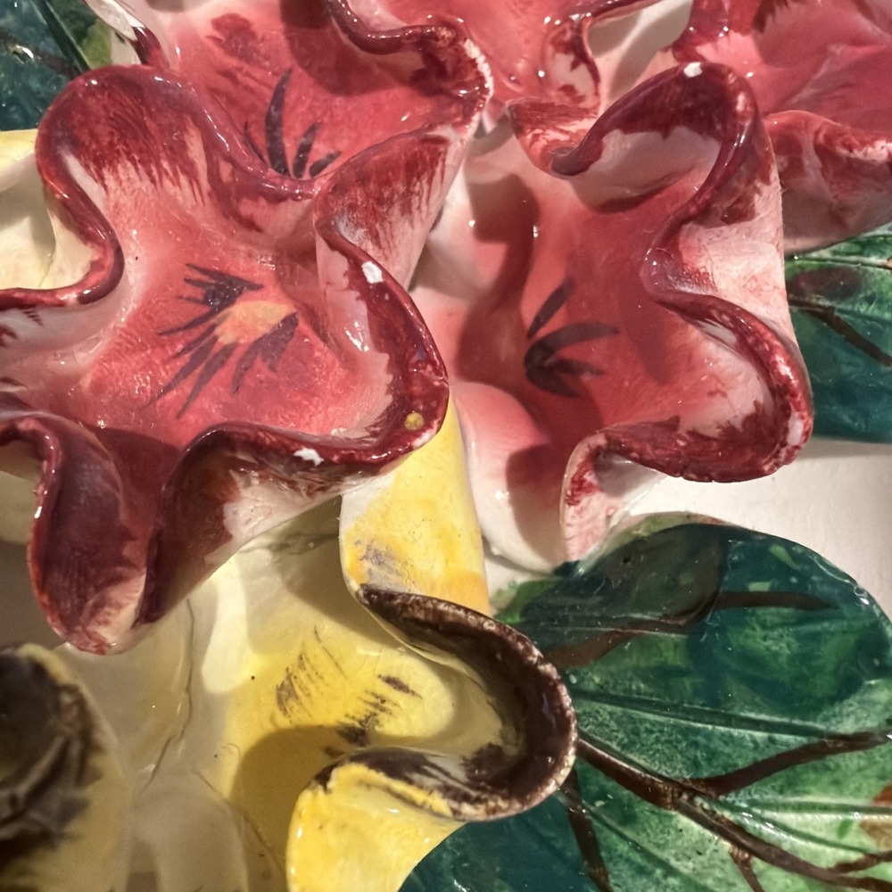 Vtg MCM Hand Painted 3D Floral Flower Porcelain Wall‎ Decor. Made In Japan - Picture 4 of 11